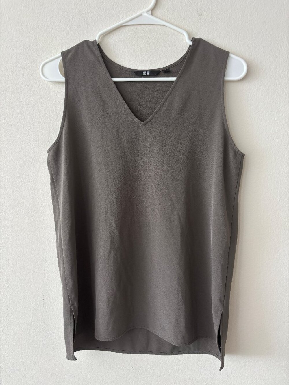 Uniqlo Gray Tank Size XS
